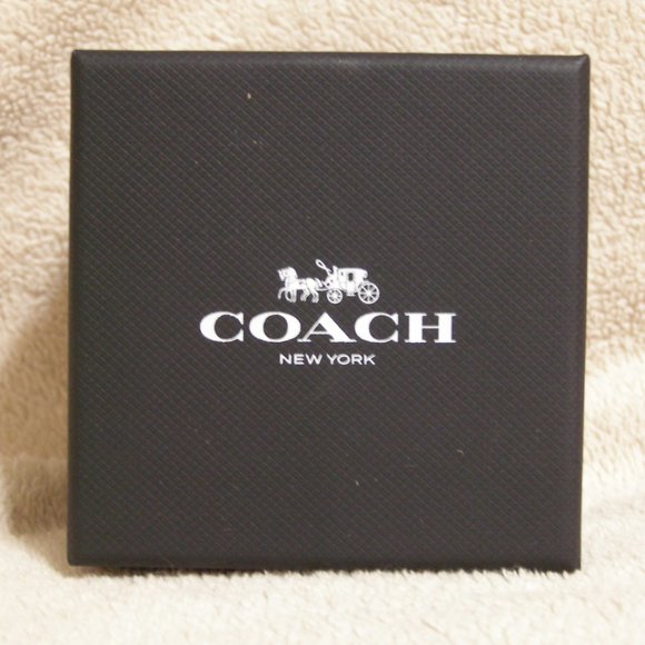 Coach 26mm Park Mesh Bracelet Watch - Picture 4 of 4